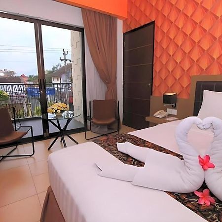 Grand Malioboro Yogyakarta Hotel Exterior foto
