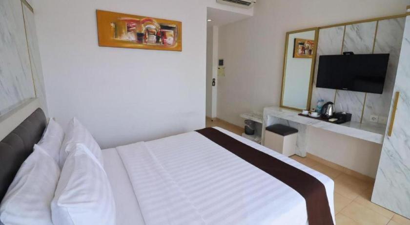 Grand Malioboro Yogyakarta Hotel Exterior foto